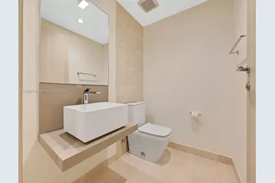 1000 Brickell Plz #3402, Miami, FL 33131 - Photo 18