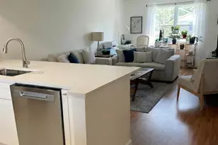 100 Ashbury Rd, Hollywood, FL 33024 - Photo 4