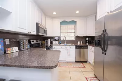 25631 SW 130th Ave, Homestead, FL 33032 - Photo 8