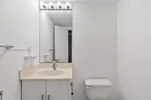 3000 S Ocean Dr, Hollywood, FL 33019 - Photo 16