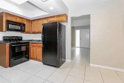 7401 NW 58th St, Tamarac, FL 33321 - Photo 10