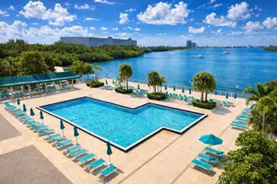 300 Bayview Dr, Sunny Isles Beach, FL 33160 - Photo 22