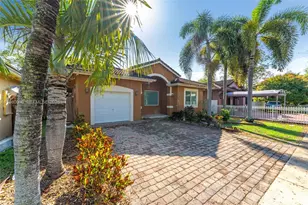 997 NE 16th Ave, Homestead, FL 33033 - Photo 2