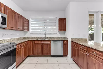 997 NE 16th Ave, Homestead, FL 33033 - Photo 12