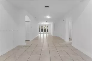 997 NE 16th Ave, Homestead, FL 33033 - Photo 6