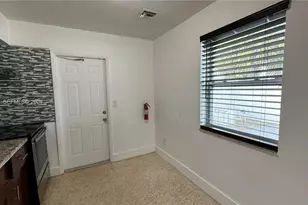 514 NE 4th Ave, Hallandale Beach, FL 33009 - Photo 18
