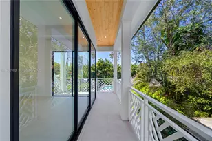 2710 S Le Jeune Rd, Coral Gables, FL 33134 - Photo 38