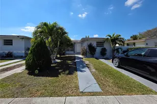 20630 Manta Dr, Cutler Bay, FL 33189 - Photo 1