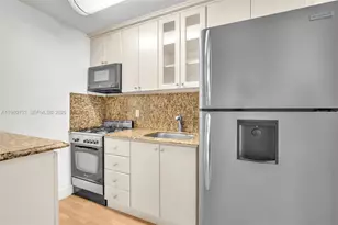3245 Virginia St, Miami, FL 33133 - Photo 10