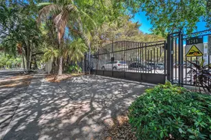 3245 Virginia St, Miami, FL 33133 - Photo 14