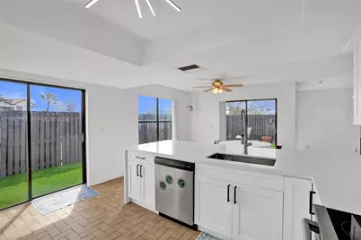 15292 SW 46th Ln Br #64, Miami, FL 33185 - Photo 6