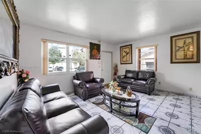 560 NW 97th St, Miami, FL 33150 - Photo 6