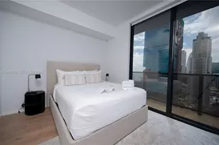 398 NE 5th St, Miami, FL 33132 - Photo 6