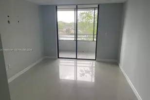 8305 SW 152nd Ave, Miami, FL 33193 - Photo 12