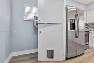 8008 NW 101st Ave, Tamarac, FL 33321 - Photo 16