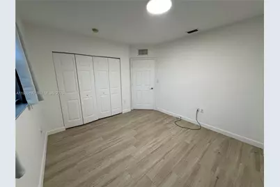 529 NE 62nd St #304, Miami, FL 33138 - Photo 8