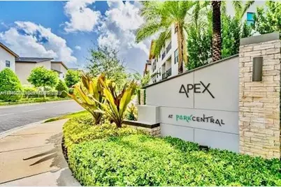7925 NW 104th Ave #32, Doral, FL 33178 - Photo 1