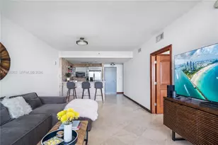 601 NE 36th St, Miami, FL 33137 - Photo 12
