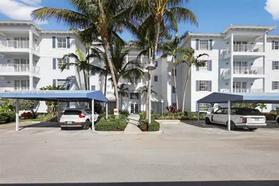 915 S Bay Colony Dr S #S, Juno Beach, FL 33408 - Photo 1