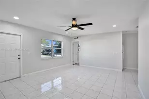 2621 SW Natura Ave, Deerfield Beach, FL 33441 - Photo 6