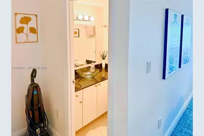 500 Bayview Dr #325, Sunny Isles Beach, FL 33160 - Photo 22