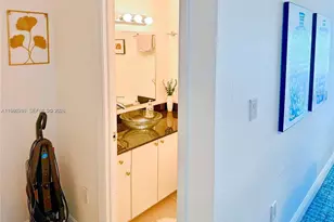 500 Bayview Dr, Sunny Isles Beach, FL 33160 - Photo 22