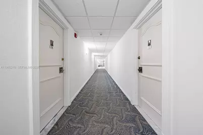 500 Bayview Dr #325, Sunny Isles Beach, FL 33160 - Photo 8