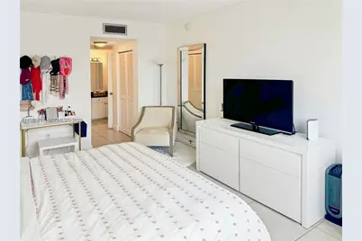 500 Bayview Dr #325, Sunny Isles Beach, FL 33160 - Photo 20