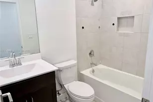 2418 SE 10th Ct, Homestead, FL 33035 - Photo 16