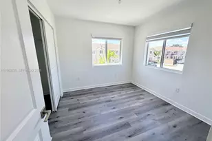 2418 SE 10th Ct, Homestead, FL 33035 - Photo 12