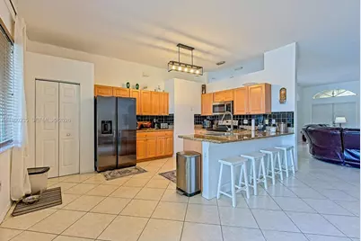 1921 SE 16 Ave, Homestead, FL 33035 - Photo 8