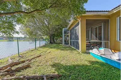 1921 SE 16 Ave, Homestead, FL 33035 - Photo 24