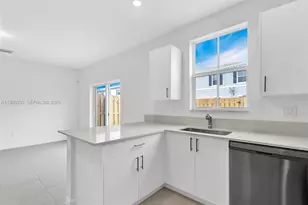 11925 NW 46th St, Coral Springs, FL 33076 - Photo 14