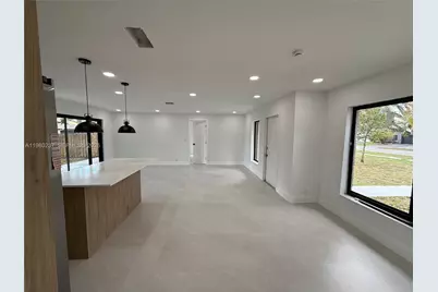 4020 NW 93rd Way, Sunrise, FL 33351 - Photo 8