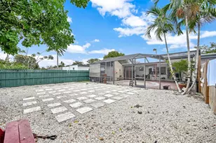 1811 Utopia Dr, Miramar, FL 33023 - Photo 56