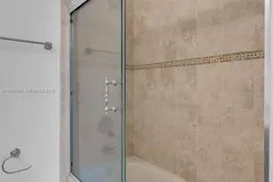 5750 Turin St, Coral Gables, FL 33146 - Photo 18