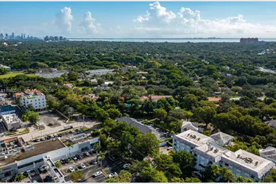 5750 Turin St #206, Coral Gables, FL 33146 - Photo 36