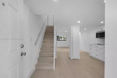 5750 Turin St #206, Coral Gables, FL 33146 - Photo 6