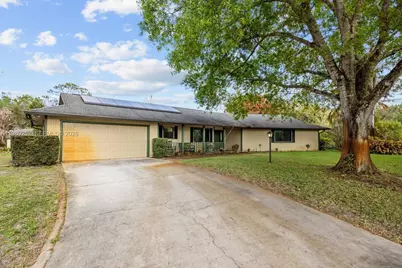 410 45th Ave, Vero Beach, FL 32968 - Photo 1