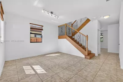 11561 SW 232nd Ln, Homestead, FL 33032 - Photo 4