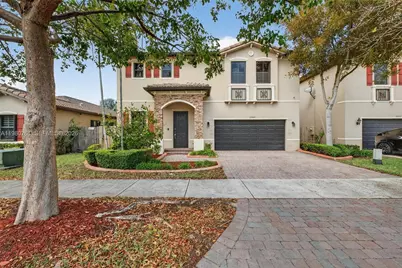 11561 SW 232nd Ln, Homestead, FL 33032 - Photo 2