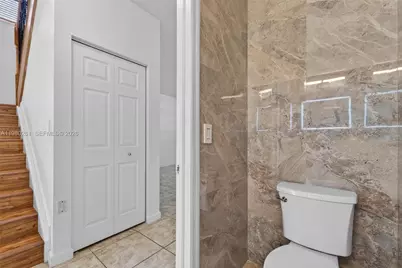 11561 SW 232nd Ln, Homestead, FL 33032 - Photo 8