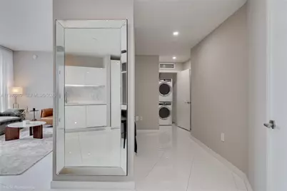 851 NE 1st Ave #3402, Miami, FL 33132 - Photo 16