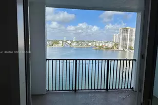 17100 N Bay Rd, Sunny Isles Beach, FL 33160 - Photo 8