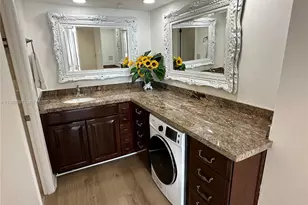 6039 Collins Ave, Miami Beach, FL 33140 - Photo 8