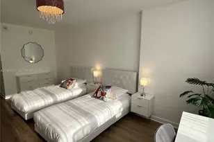 6039 Collins Ave, Miami Beach, FL 33140 - Photo 12