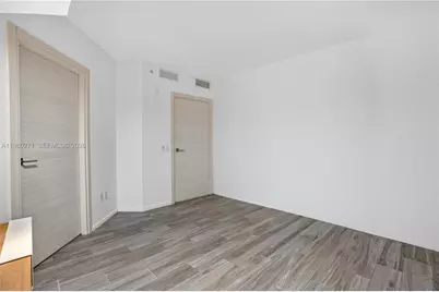 801 S Miami Ave #2805, Miami, FL 33130 - Photo 14