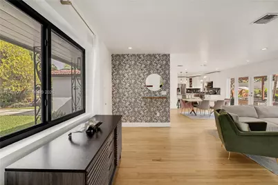 10533 NE 3rd Ct, Miami Shores, FL 33138 - Photo 24