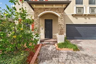 11561 SW 232nd Ln, Homestead, FL 33032 - Photo 2