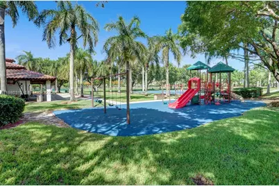 11008 NW 73rd St, Doral, FL 33178 - Photo 90